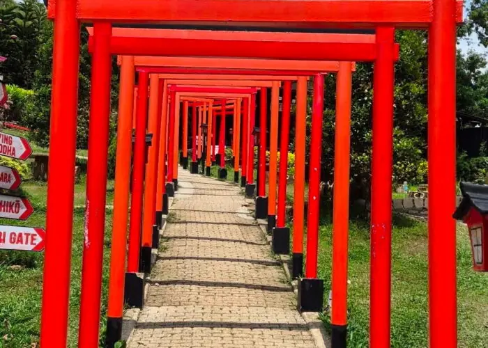 The famous red torii gates along the walking path at Sachiko's Little Kyoto in Busay, Cebu, Philippines.